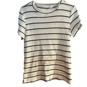 Cedar and gold size large women’s top good condition